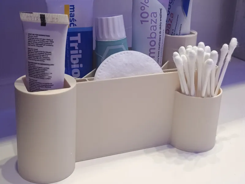 organiser to bathroom