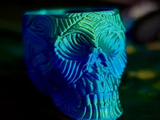 SKULL FLOWER POT