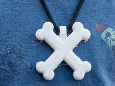 Alliste Gator Pendant