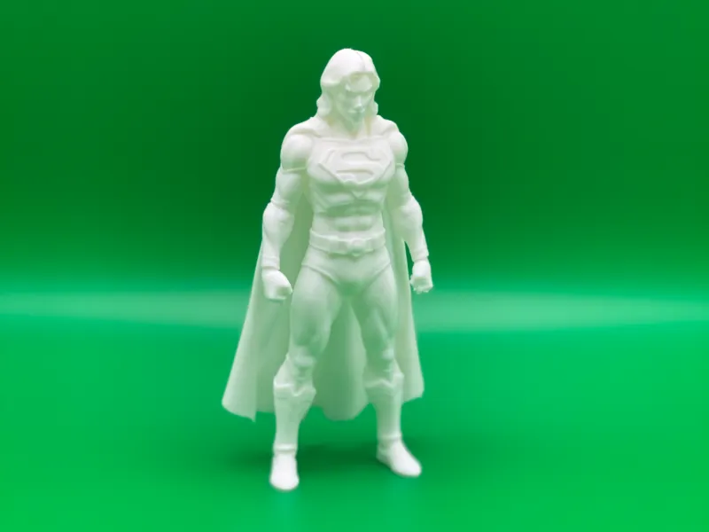 Figurilla de juguete de Supergirl
