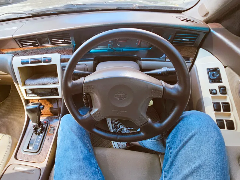 Оригинальная рамка магнитолы Nissan Laurel c 35