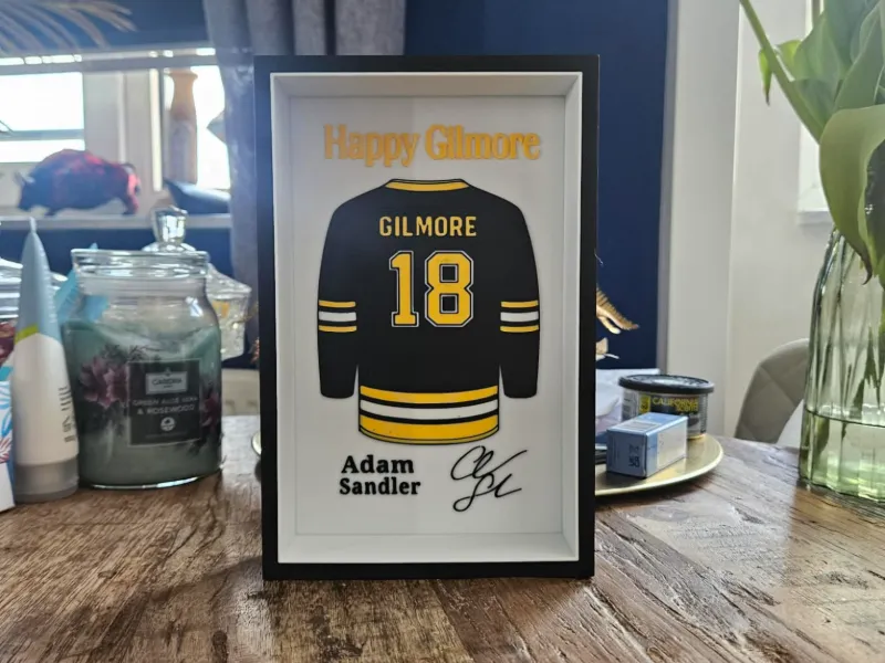 Film - Happy Gilmore Boston Bruins trui display