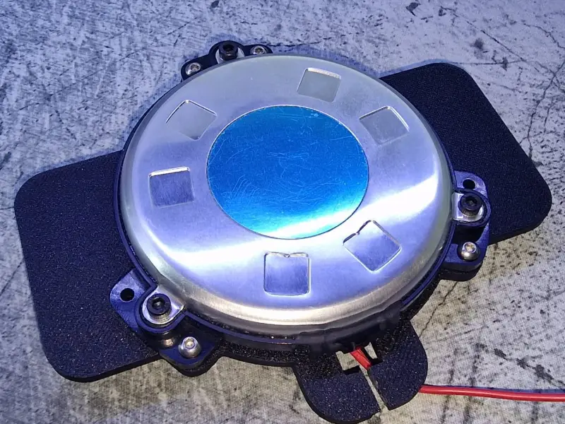 Adaptador do Bass Shaker para as costas do banco Sim Racing