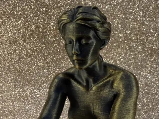Eva Sculpture
