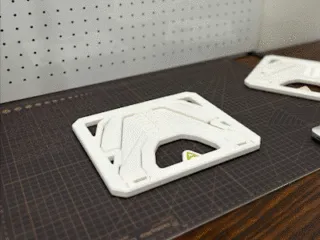 Highly sturdy stand for Laptop - Print in place