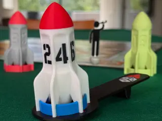 DICE ROCKET | 6-SIDED ROCKET-SHAPED DICE