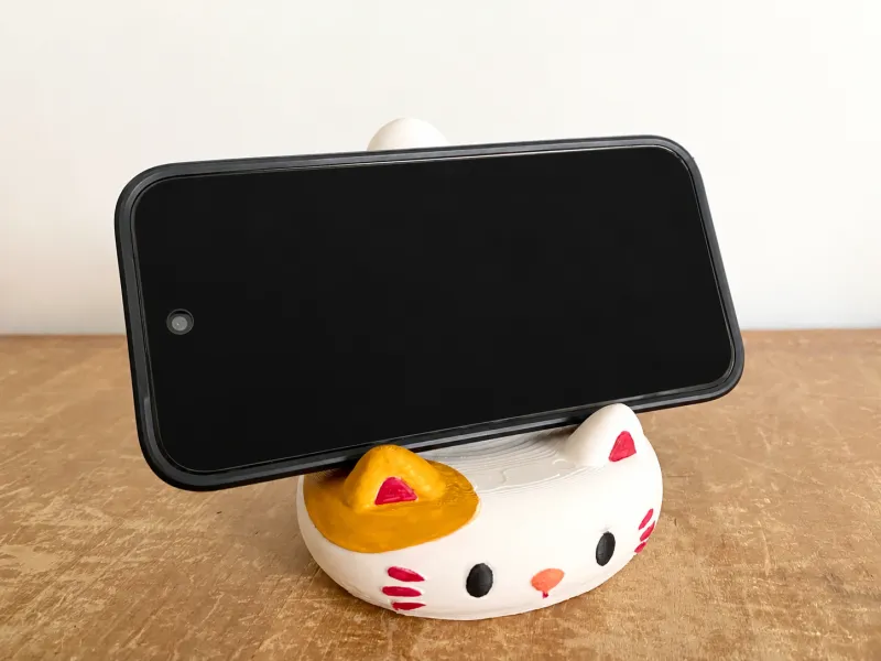 A cute cat phone stand