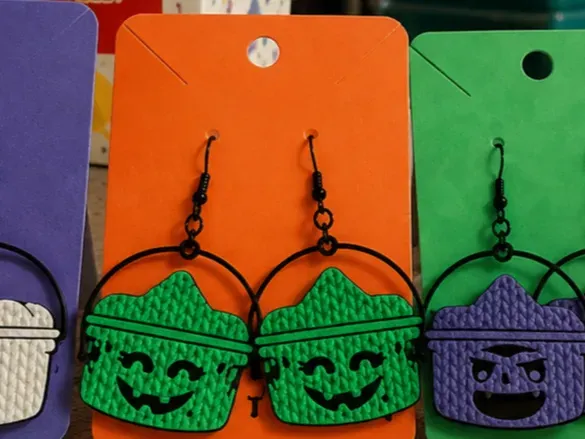 Knit Green Boo Bucket Earrings