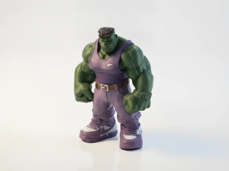 Figurilla de Hulk con Chaleco Superhéroe de Marvel Imprimible en 3D