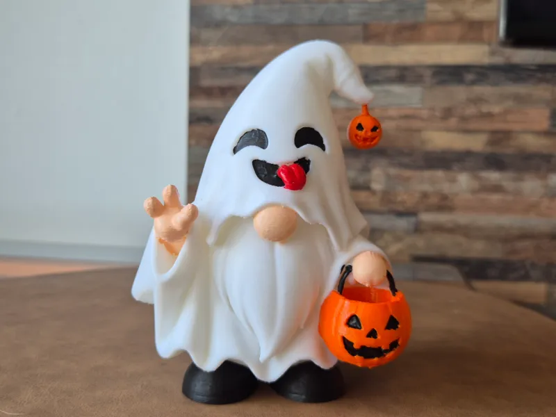 Gnome fantome fun halloween
