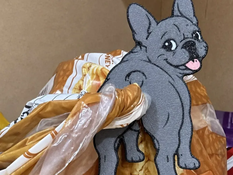 frenchie bag clip