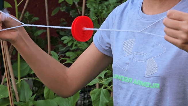 Retro Wind-Up Whirligig Toy | Turbo Spin Edition (Gurrufío)