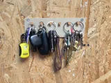 Simple Wall Key Holder – One Piece Version-0