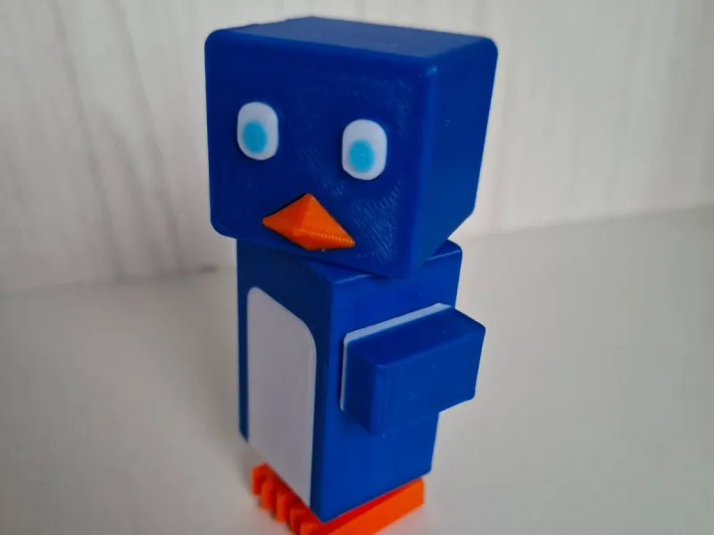 Pinguin Articulated - Super Bear Adventure