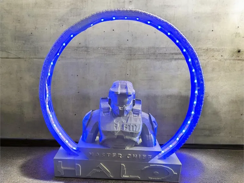 Halo master chief light up statue c