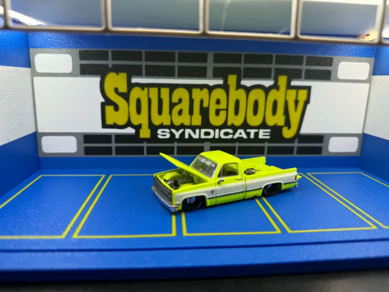 Syndicate Squarebody Garage