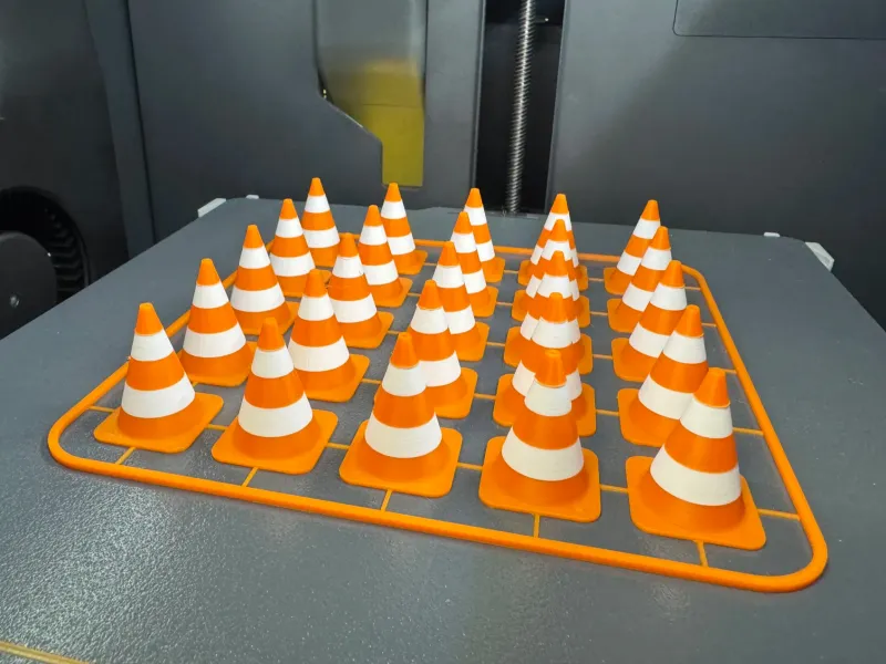 Kit de Cones de Trânsito em Cartão nas Escalas 1:24 e 1:18