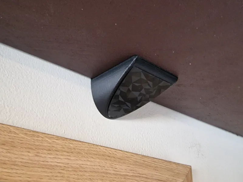 Shelf Bracket