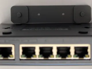 Ugreen Switch 6-Port Switch_Wandhalter