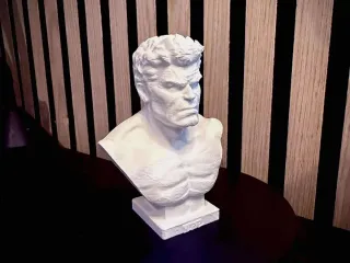 Red Hulk Marvel Bust