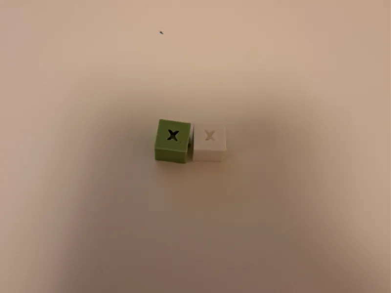 Небольшой калибровочный куб (1 см x 1 см x 1 см)