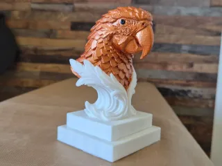 Sculpture buste perroquet moderne plume