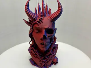 Thorned Demon Queen