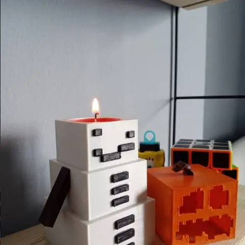 Snow golem from Minecraft candle holder