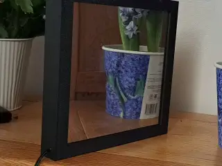 20cm square shadow box