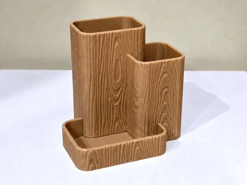 Wood Grain Pen Holder