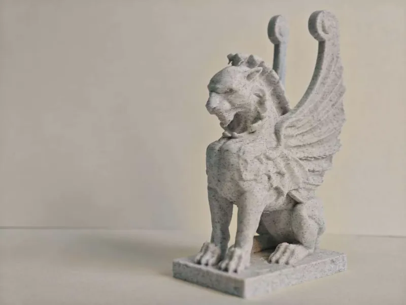 Griffin Sculpture（1）