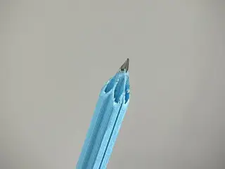 蜂窝状铅笔