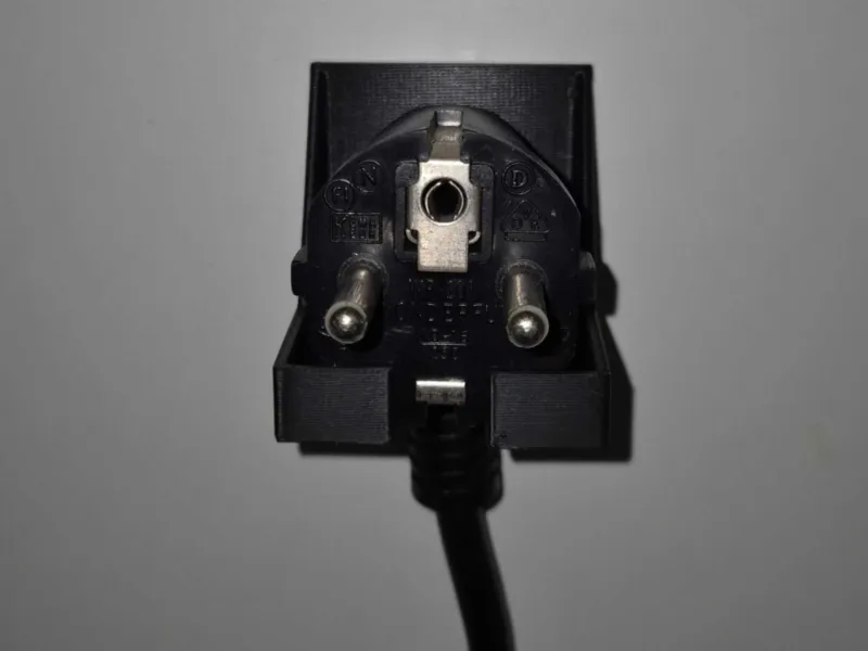 Wall mount for angled Schuko Plugs (CEE 7/7)