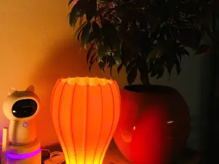 Craft Table Chill Lamp