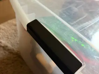 Replacement handle for storage boxes