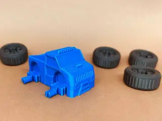 JUMPING MONSTERTRUCK