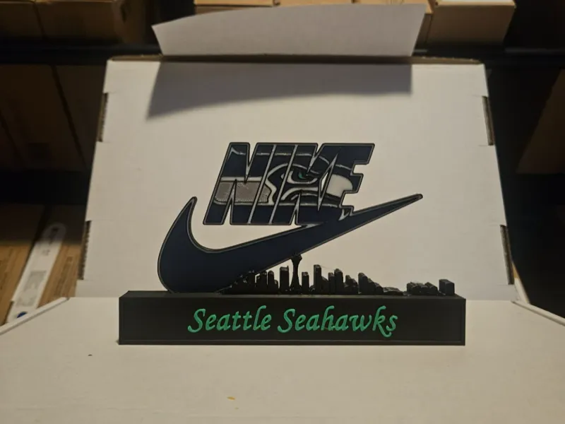 NFL - Nike x Seattle Seahawks sergi objesi