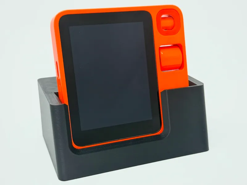 Rabbit R1 Dock