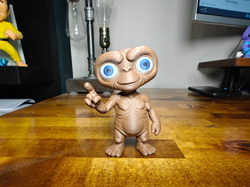 E.T. VHS Mini Titans - Multicolor Print