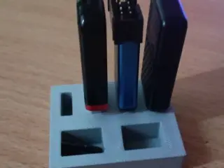 flash drive and sd card stand