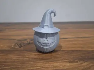 Pumpkin whit witch hat