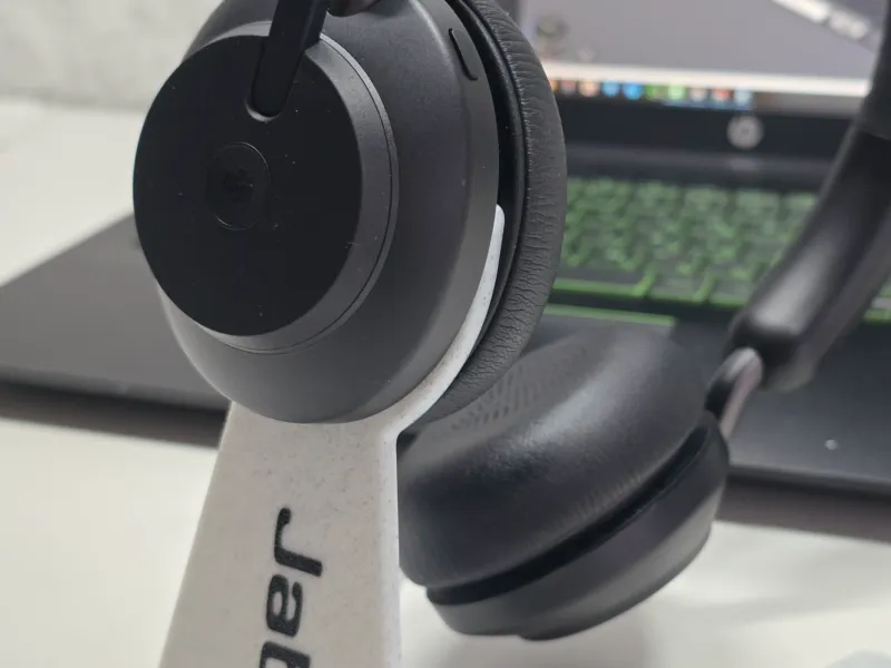 Jabra Evolve2 65 Opvouwbare Houder