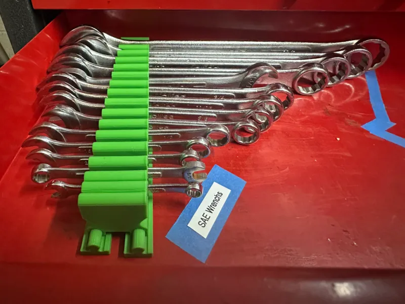 Adjustable wrench organizer for toolbox or drawer