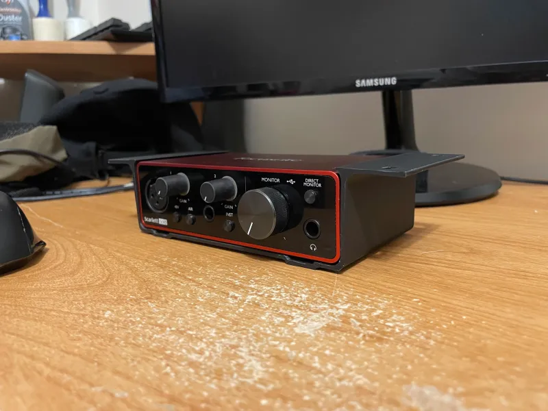 Scarlett Solo (Focusrite) Under Desk Holder