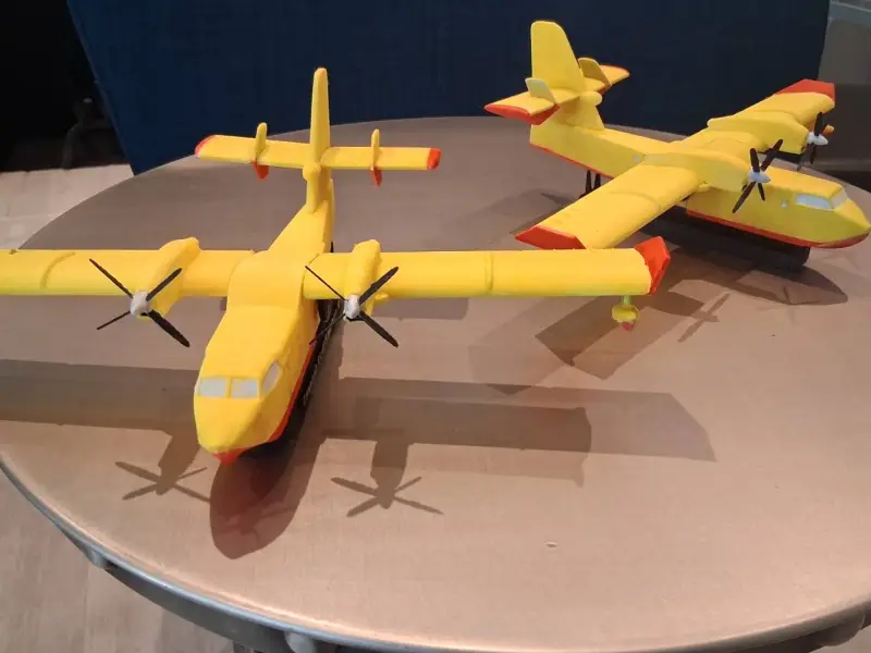 加拿大航空CL-415水上轰炸机