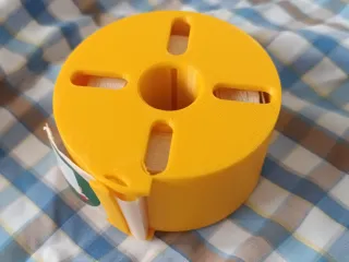 Label roll dispenser