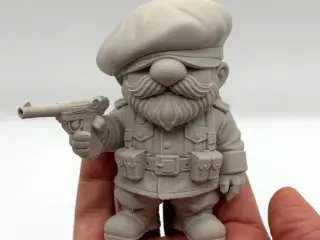 Luger Garden Gnome