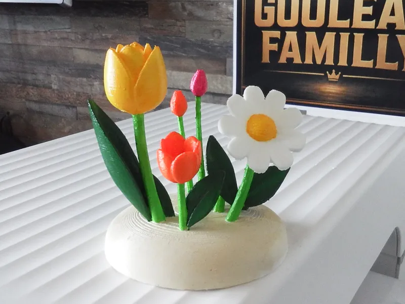 Sculpture composition florale moderne elegante