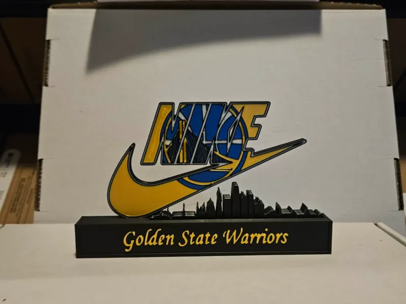 NBA - expositor nike x golden state warriors