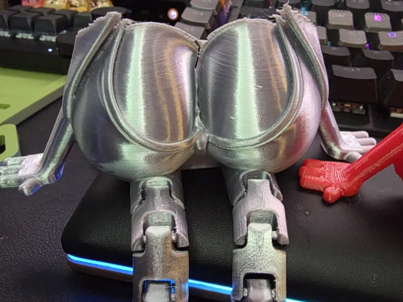 ブービーバディ 可動式おっぱい